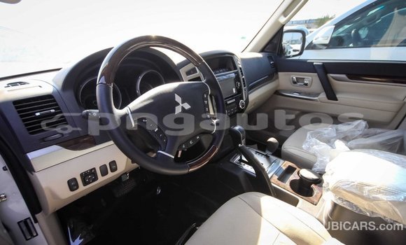 Buy Import Mitsubishi Pajero White Car in Import - Dubai in Enga Buy Import Mitsubishi Pajero White Car in Import - Dubai in Enga