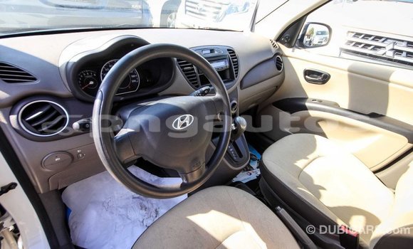Buy Import Hyundai i10 White Car in Import - Dubai in Enga Buy Import Hyundai i10 White Car in Import - Dubai in Enga