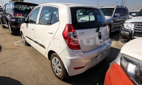 Buy Import Hyundai i10 White Car in Import - Dubai in Enga Buy Import Hyundai i10 White Car in Import - Dubai in Enga