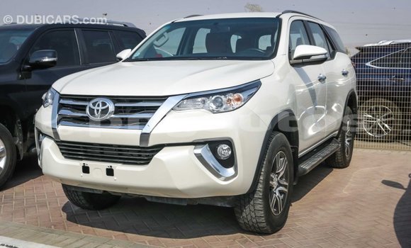 Buy Import Toyota Fortuner White Car in Import - Dubai in Enga Buy Import Toyota Fortuner White Car in Import - Dubai in Enga