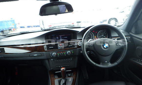 Buy Used BMW 3Series White Car in Port Moresby in National Capital District Buy Used BMW 3Series White Car in Port Moresby in National Capital District