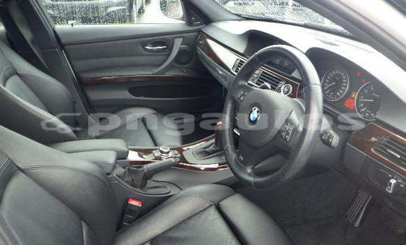 Buy Used BMW 3Series White Car in Port Moresby in National Capital District Buy Used BMW 3Series White Car in Port Moresby in National Capital District