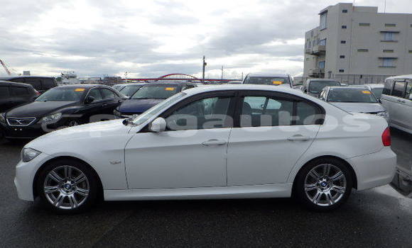 Buy Used BMW 3Series White Car in Port Moresby in National Capital District Buy Used BMW 3Series White Car in Port Moresby in National Capital District