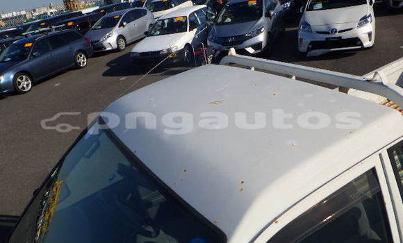 Buy Used Toyota TownAce White Car in Port Moresby in National Capital District Buy Used Toyota TownAce White Car in Port Moresby in National Capital District