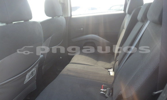 Buy Used Mitsubishi Outlander Blue Car in Port Moresby in National Capital District Buy Used Mitsubishi Outlander Blue Car in Port Moresby in National Capital District