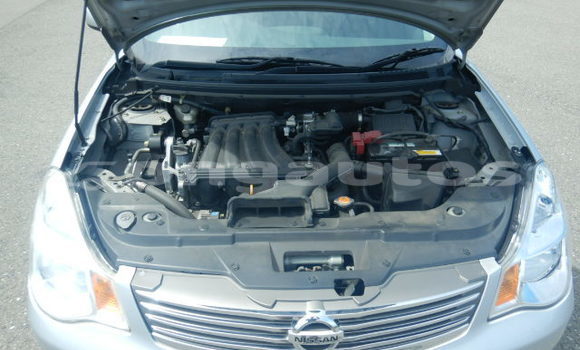 Buy Used Nissan Bluebird Sylphy Silver Car in Port Moresby in National Capital District Buy Used Nissan Bluebird Sylphy Silver Car in Port Moresby in National Capital District