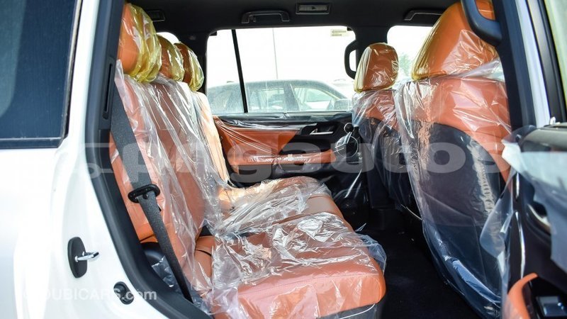 Big with watermark lexus lx enga import dubai 4018