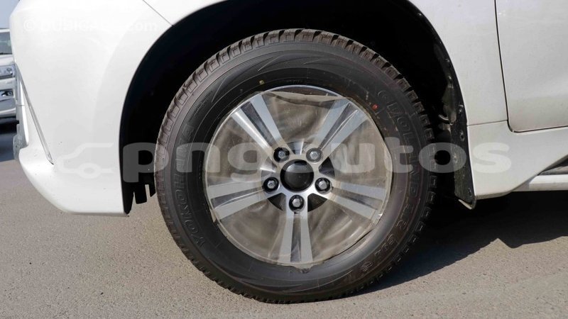 Big with watermark lexus lx enga import dubai 4018