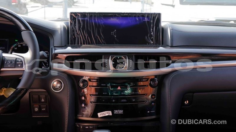 Big with watermark lexus lx enga import dubai 4018