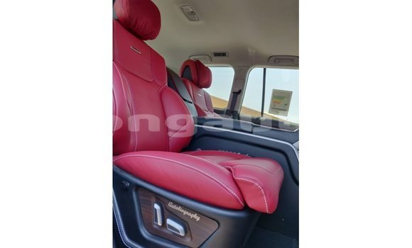 Buy Import Toyota Land Cruiser Black Car in Import - Dubai in Enga Buy Import Toyota Land Cruiser Black Car in Import - Dubai in Enga