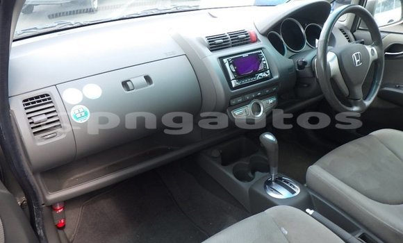 Buy Used Honda Fit Silver Car in Port Moresby in National Capital District Buy Used Honda Fit Silver Car in Port Moresby in National Capital District