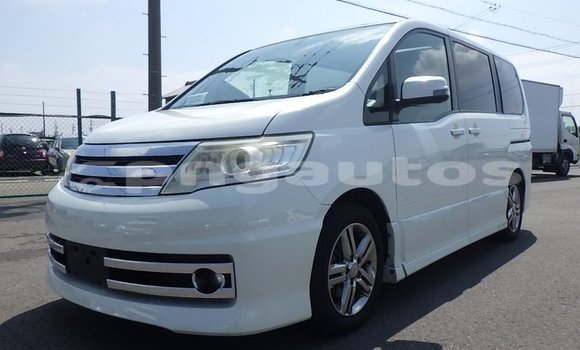 Buy Used Nissan Serena White Car in Port Moresby in National Capital District Buy Used Nissan Serena White Car in Port Moresby in National Capital District