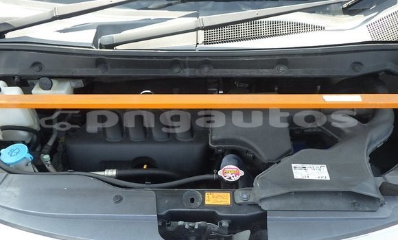 Buy Used Nissan Serena White Car in Port Moresby in National Capital District Buy Used Nissan Serena White Car in Port Moresby in National Capital District