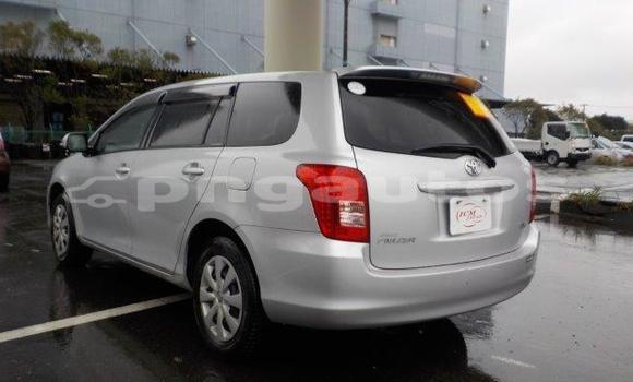 Buy Import Toyota Corolla Silver Car in Port Moresby in National Capital District Buy Import Toyota Corolla Silver Car in Port Moresby in National Capital District