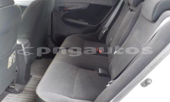 Buy Import Toyota Corolla Silver Car in Port Moresby in National Capital District Buy Import Toyota Corolla Silver Car in Port Moresby in National Capital District