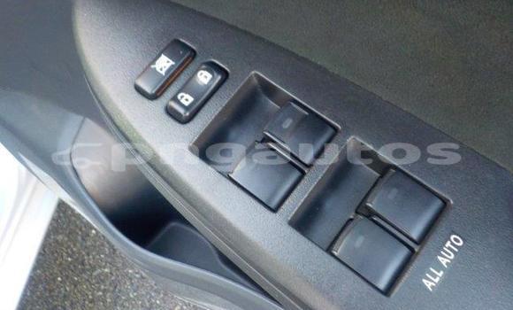 Buy Import Toyota Corolla Silver Car in Port Moresby in National Capital District Buy Import Toyota Corolla Silver Car in Port Moresby in National Capital District