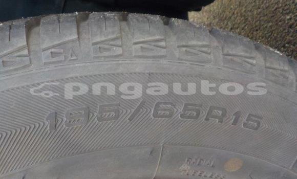 Buy Import Toyota Corolla Silver Car in Port Moresby in National Capital District Buy Import Toyota Corolla Silver Car in Port Moresby in National Capital District