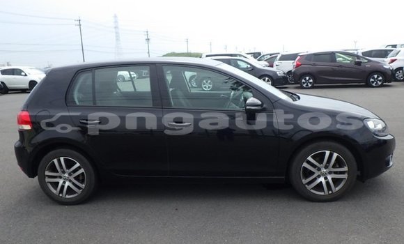 Buy Import Volkswagen Golf Black Car in Port Moresby in National Capital District Buy Import Volkswagen Golf Black Car in Port Moresby in National Capital District
