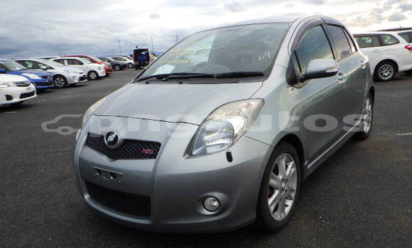 Buy Used Toyota Vitz Silver Car in Port Moresby in National Capital District Buy Used Toyota Vitz Silver Car in Port Moresby in National Capital District