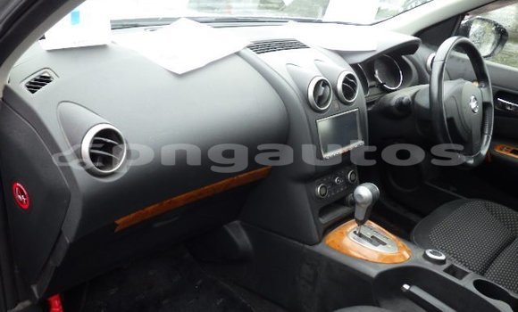 Buy Used Nissan Dualis Silver Car in Port Moresby in National Capital District Buy Used Nissan Dualis Silver Car in Port Moresby in National Capital District