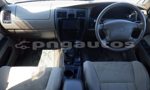 Buy Used Toyota Hilux Surf Silver Car in Port Moresby in National Capital District Buy Used Toyota Hilux Surf Silver Car in Port Moresby in National Capital District