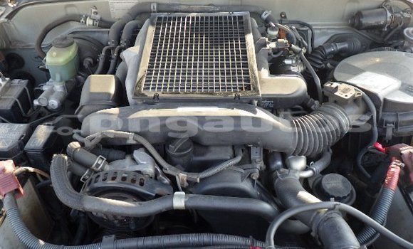 Buy Used Toyota Hilux Surf Silver Car in Port Moresby in National Capital District Buy Used Toyota Hilux Surf Silver Car in Port Moresby in National Capital District