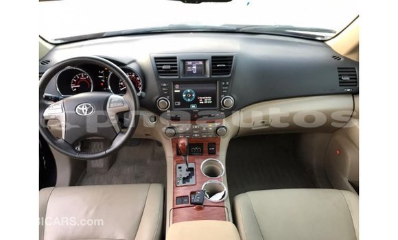 Buy Import Toyota Highlander Black Car in Import - Dubai in Enga Buy Import Toyota Highlander Black Car in Import - Dubai in Enga