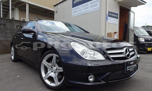 Buy Import Mercedes Viano Black Car in Port Moresby in National Capital District