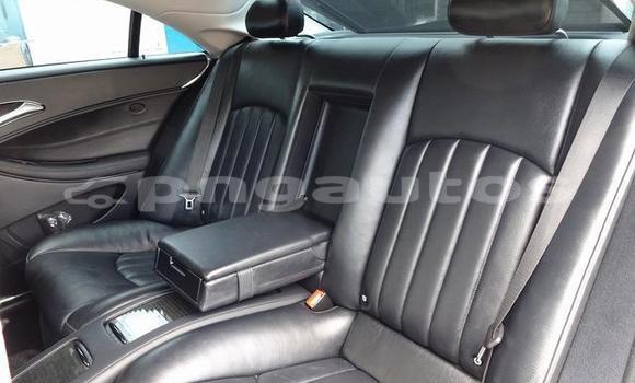Buy Import Mercedes Viano Black Car in Port Moresby in National Capital District Buy Import Mercedes Viano Black Car in Port Moresby in National Capital District