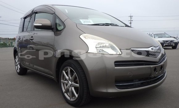 Buy Import Toyota Ractis Brown Car in Port Moresby in National Capital District Buy Import Toyota Ractis Brown Car in Port Moresby in National Capital District