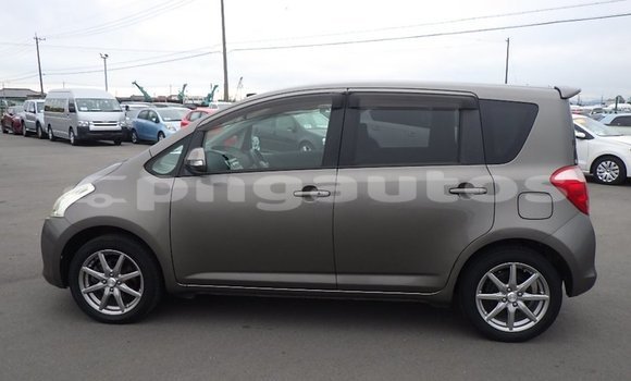 Buy Import Toyota Ractis Brown Car in Port Moresby in National Capital District Buy Import Toyota Ractis Brown Car in Port Moresby in National Capital District