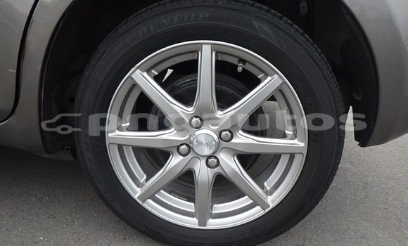 Buy Import Toyota Ractis Brown Car in Port Moresby in National Capital District Buy Import Toyota Ractis Brown Car in Port Moresby in National Capital District