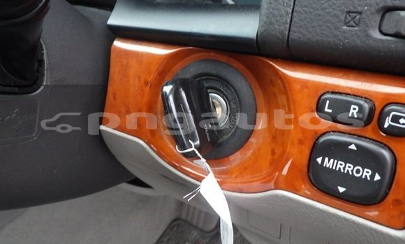 Buy Import Toyota MarkII Blue Car in Port Moresby in National Capital District Buy Import Toyota MarkII Blue Car in Port Moresby in National Capital District