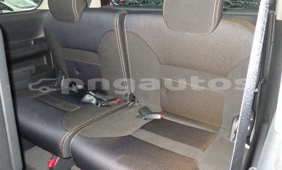 Buy Used Nissan Serena Other Car in Port Moresby in National Capital District Buy Used Nissan Serena Other Car in Port Moresby in National Capital District