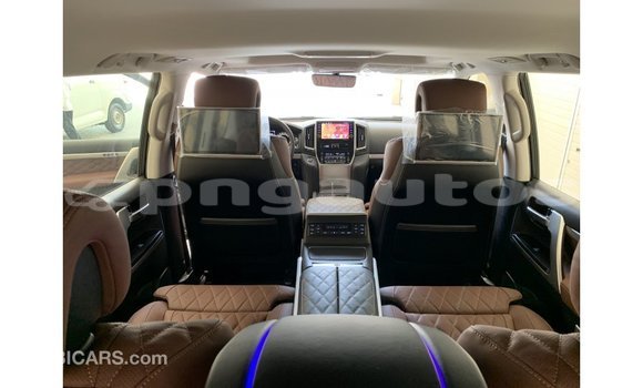 Buy Import Toyota Land Cruiser Black Car in Import - Dubai in Enga Buy Import Toyota Land Cruiser Black Car in Import - Dubai in Enga