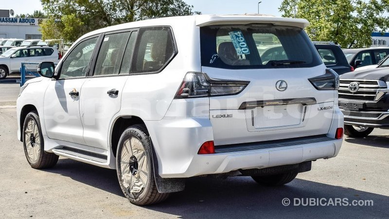 Big with watermark lexus lx enga import dubai 4075