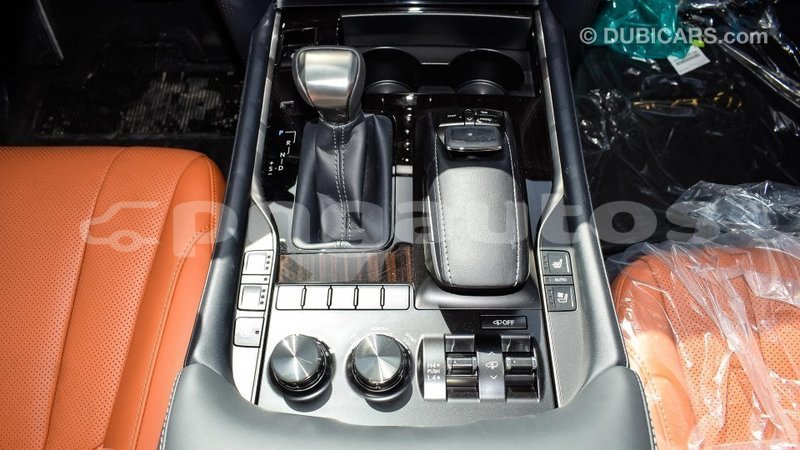 Big with watermark lexus lx enga import dubai 4075