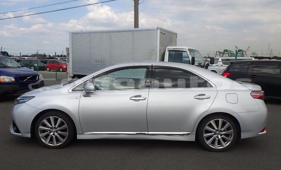 Buy Used Toyota Sai Silver Car in Port Moresby in National Capital District Buy Used Toyota Sai Silver Car in Port Moresby in National Capital District