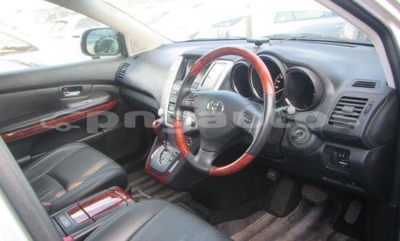 Buy Used Toyota Harrier Silver Car in Port Moresby in National Capital District Buy Used Toyota Harrier Silver Car in Port Moresby in National Capital District