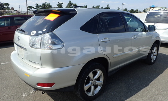 Buy Used Toyota Harrier Silver Car in Port Moresby in National Capital District Buy Used Toyota Harrier Silver Car in Port Moresby in National Capital District