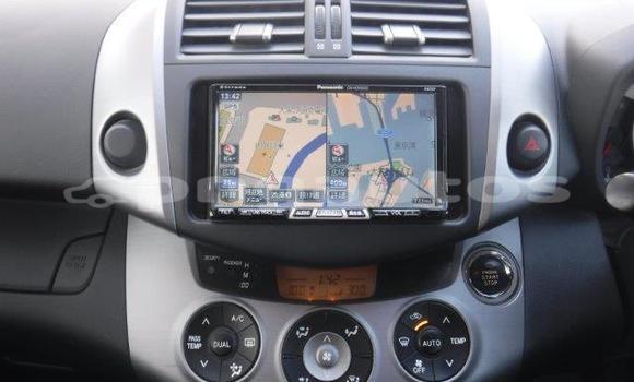 Buy Used Toyota RAV4 White Car in Port Moresby in National Capital District Buy Used Toyota RAV4 White Car in Port Moresby in National Capital District