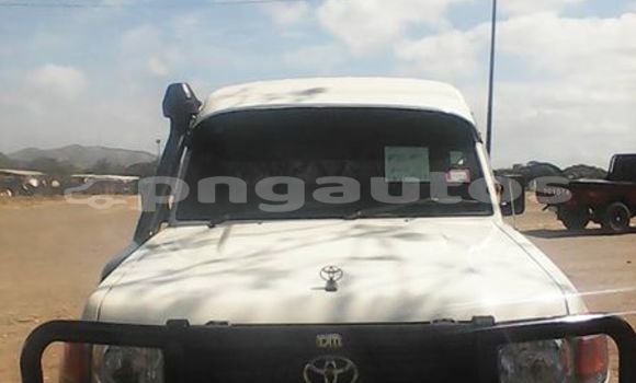 Buy Used Toyota Land Cruiser Other Car in Kokoda in Oro Buy Used Toyota Land Cruiser Other Car in Kokoda in Oro