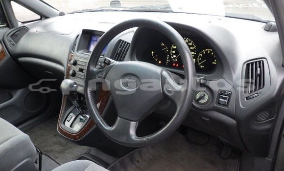 Buy Used Toyota Harrier Silver Car in Port Moresby in National Capital District Buy Used Toyota Harrier Silver Car in Port Moresby in National Capital District