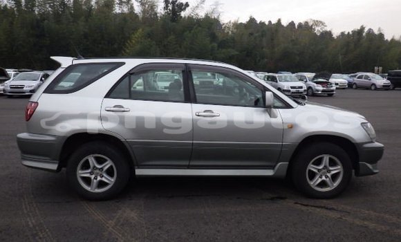 Buy Used Toyota Harrier Silver Car in Port Moresby in National Capital District Buy Used Toyota Harrier Silver Car in Port Moresby in National Capital District