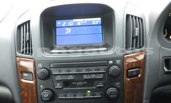 Buy Used Toyota Harrier Silver Car in Port Moresby in National Capital District Buy Used Toyota Harrier Silver Car in Port Moresby in National Capital District