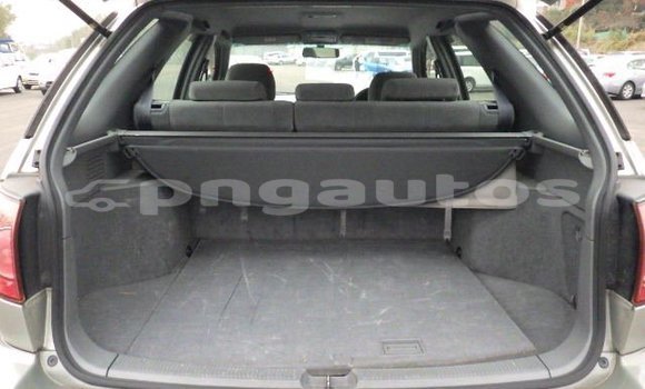 Buy Used Toyota Harrier Silver Car in Port Moresby in National Capital District Buy Used Toyota Harrier Silver Car in Port Moresby in National Capital District