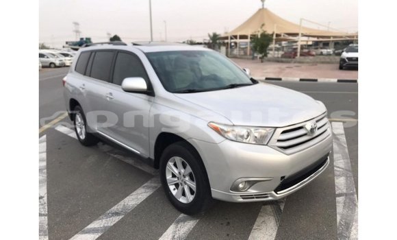 Buy Import Toyota Highlander Other Car in Import - Dubai in Enga Buy Import Toyota Highlander Other Car in Import - Dubai in Enga