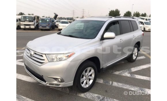 Buy Import Toyota Highlander Other Car in Import - Dubai in Enga Buy Import Toyota Highlander Other Car in Import - Dubai in Enga