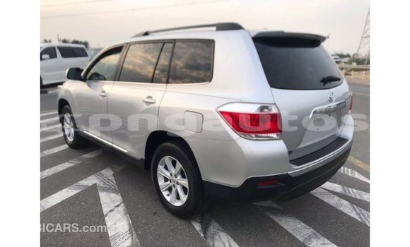 Buy Import Toyota Highlander Other Car in Import - Dubai in Enga Buy Import Toyota Highlander Other Car in Import - Dubai in Enga
