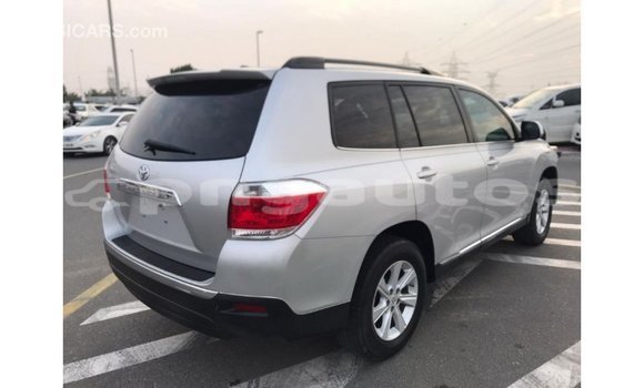 Buy Import Toyota Highlander Other Car in Import - Dubai in Enga Buy Import Toyota Highlander Other Car in Import - Dubai in Enga